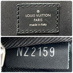 Louis Vuitton Epi Bumback LV Circle Belt — view 9