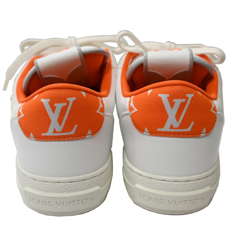 Louis Vuitton Sneakers White — view 3