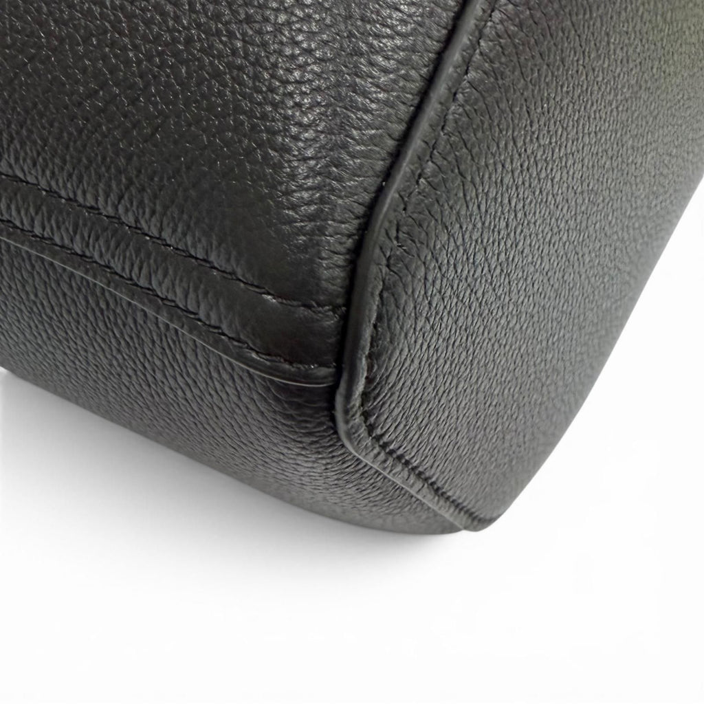 Loewe Pebble Bucket Bag Mini Soft Grain Calf Anagram Leather 2-Way Black — view 7