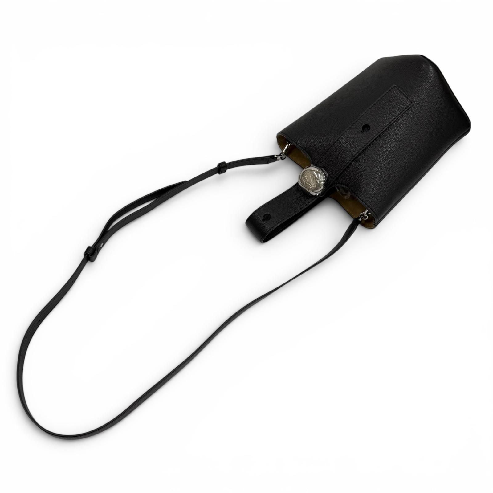 Loewe Pebble Bucket Bag Mini Soft Grain Calf Anagram Leather 2-Way Black — view 9