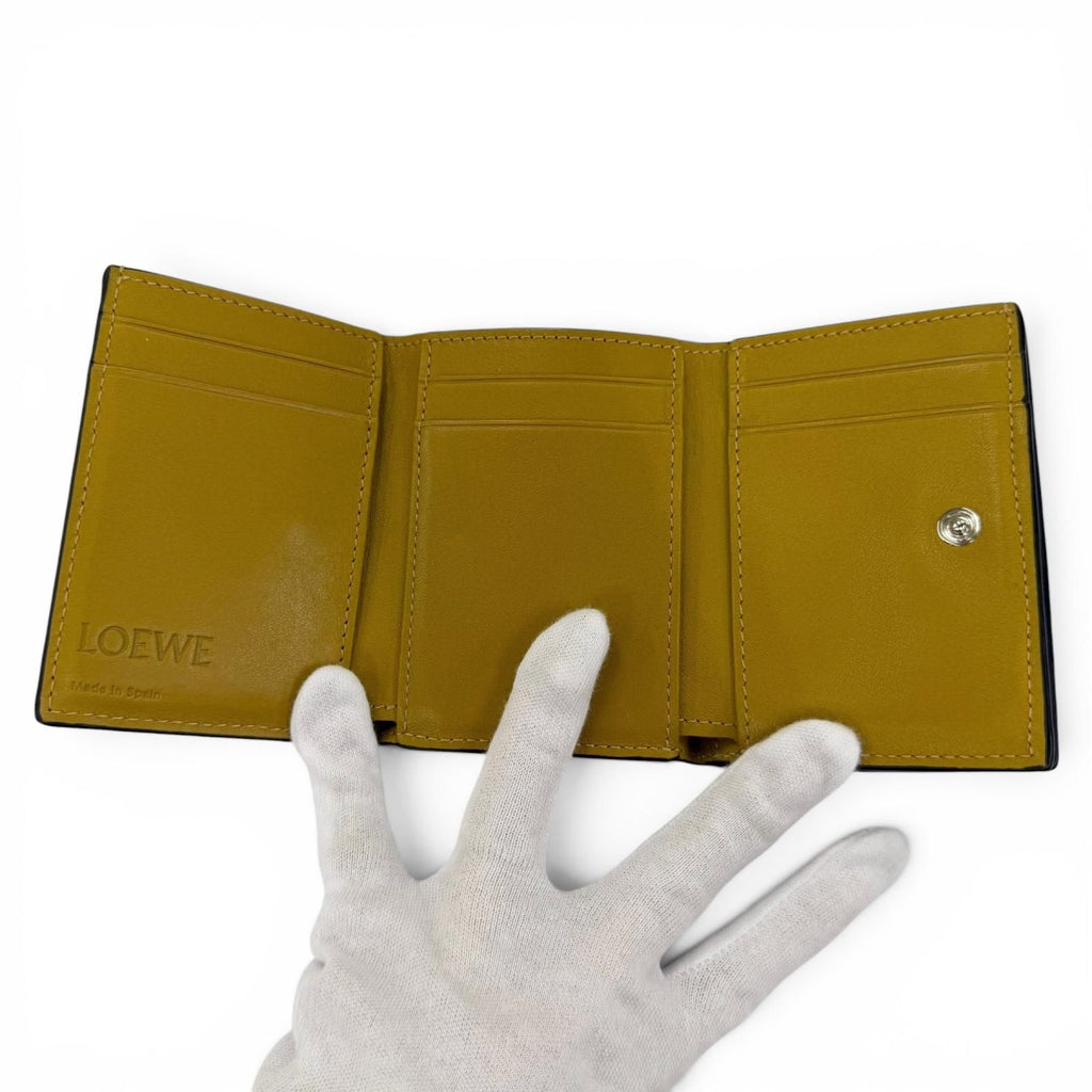 Loewe Anagram Trifold Wallet Grain Calf Leather Compact Brown — view 6