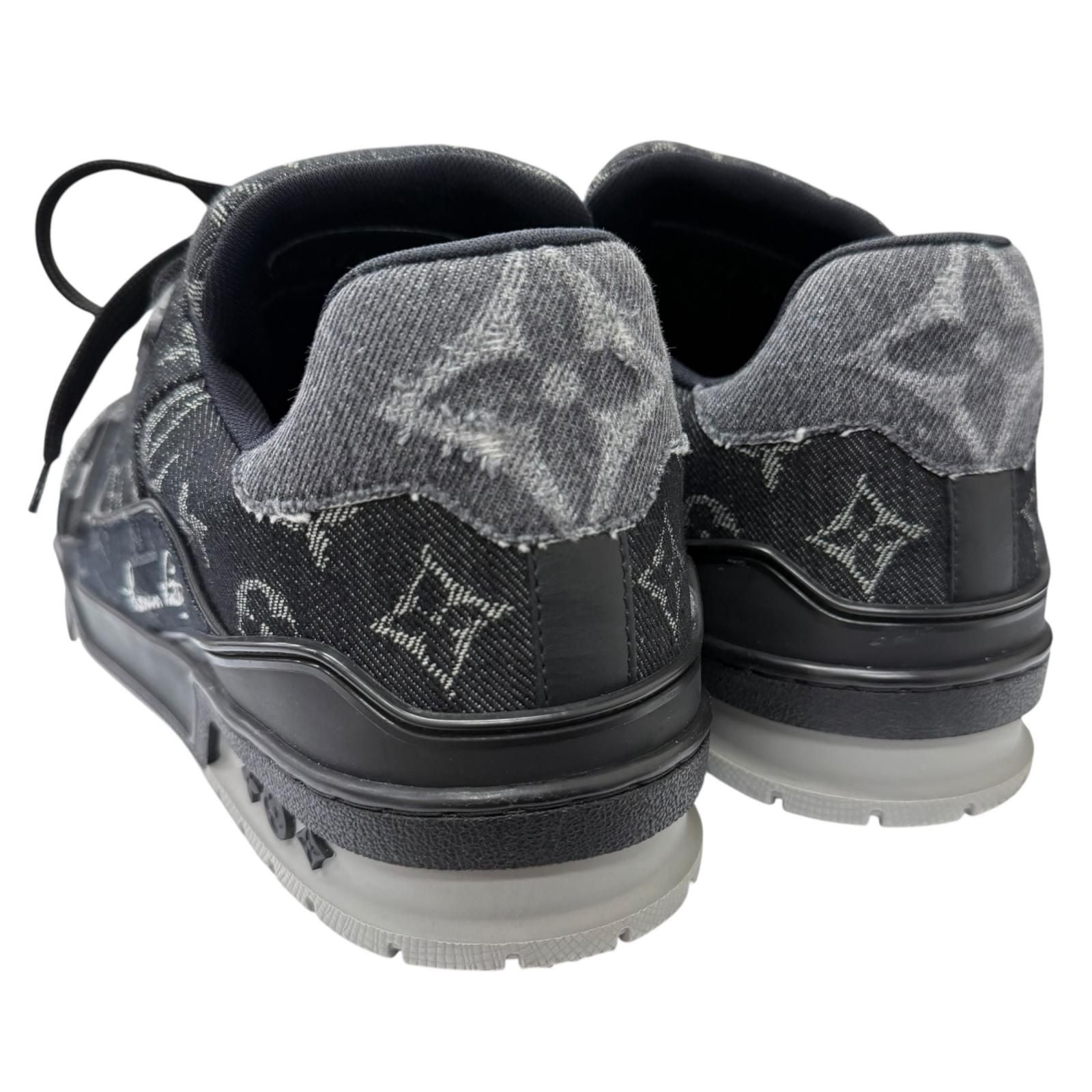Louis Vuitton LV Trainers Line Monogram Denim Low Cut Sneakers Black 9.5 — view 5
