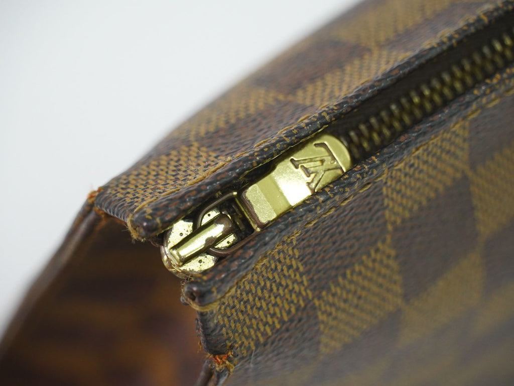 Louis Vuitton LV Pouch Toilette 26 Damier Ebene Clutch Brown — view 7