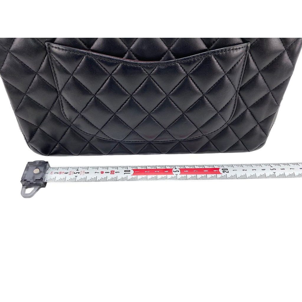 Chanel Shoulder Bag Quilted 25 — view 3