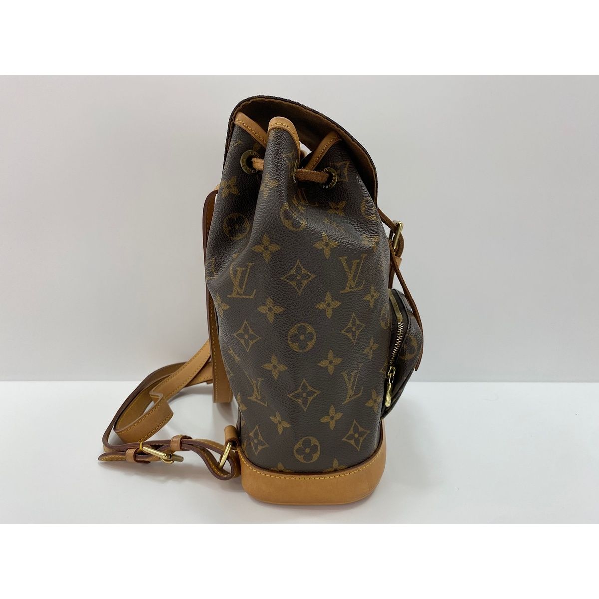 Louis Vuitton Backpack Montsouris MM — view 5