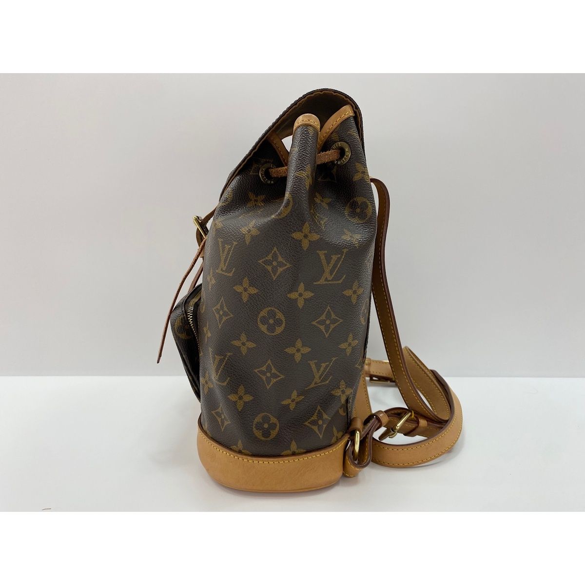 Louis Vuitton Backpack Montsouris MM — view 4