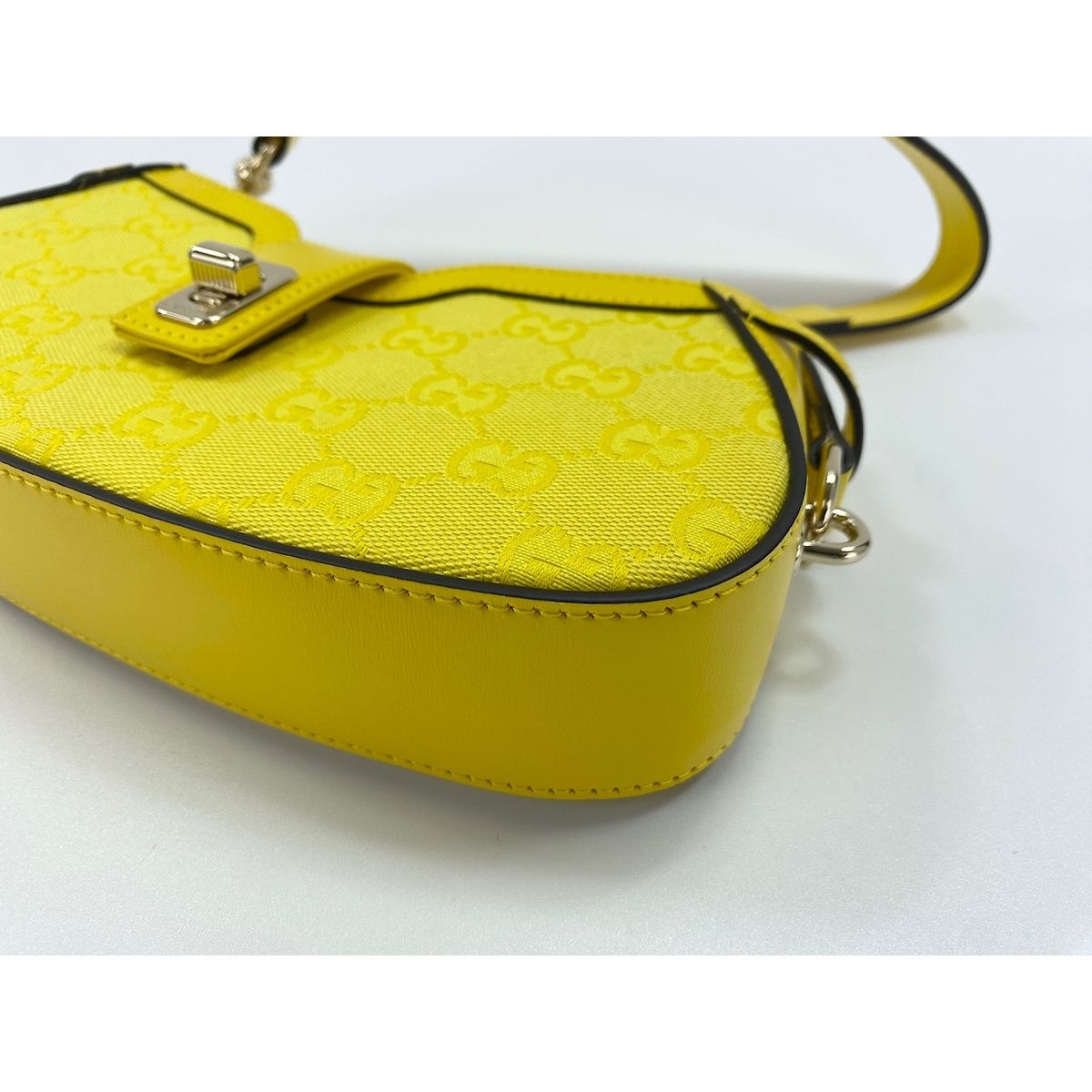 Gucci Shoulder Bag Moonside Mini — view 7