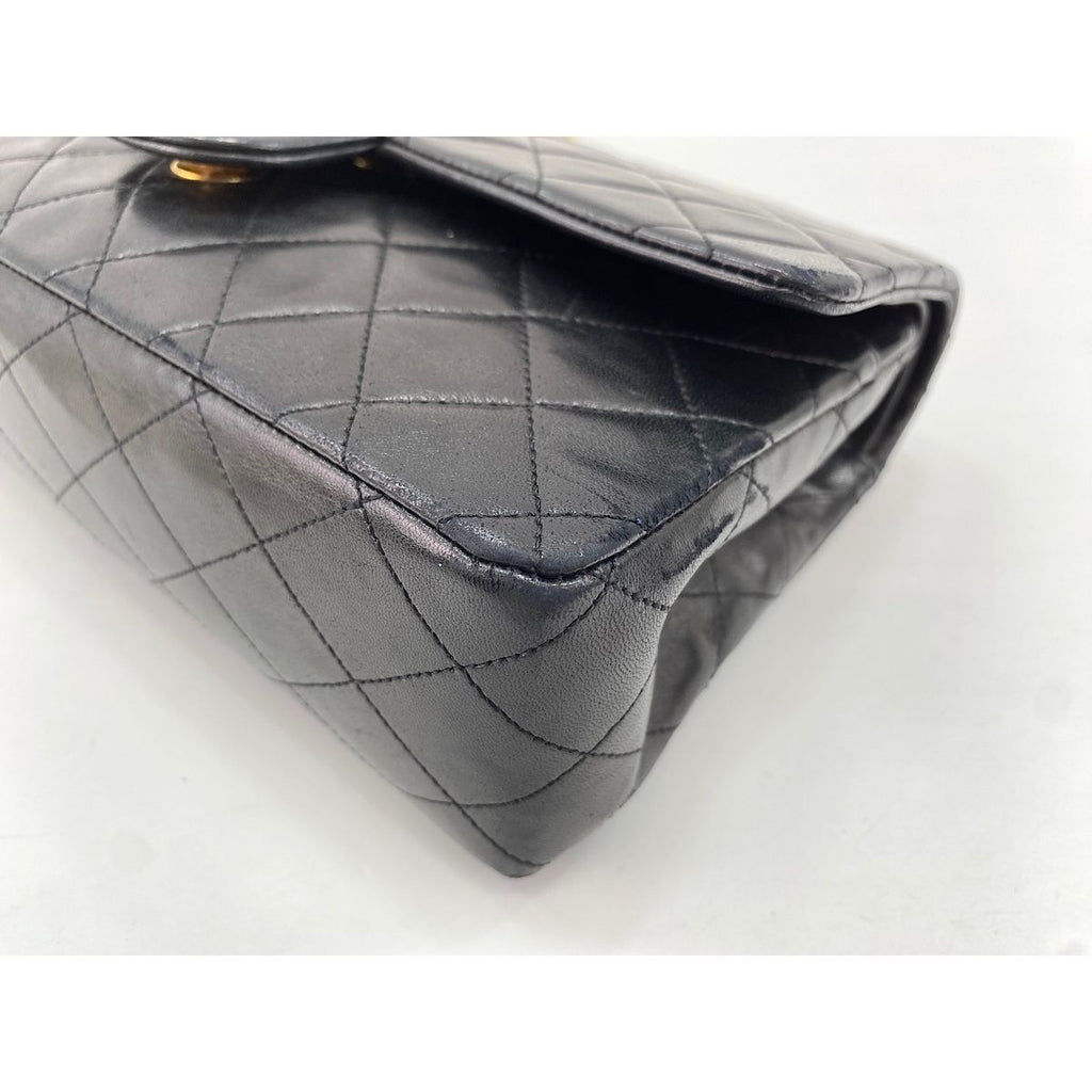 Chanel Shoulder Bag Quilted 25 — view 7