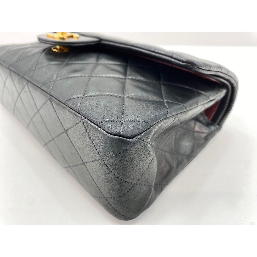 Chanel Shoulder Bag Quilted 25 — view 7