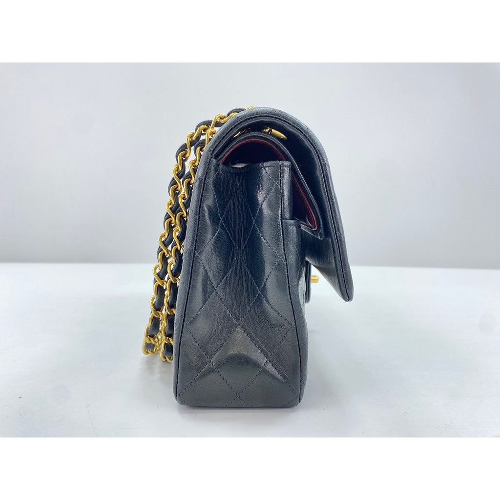 Chanel Shoulder Bag Quilted 25 — view 5