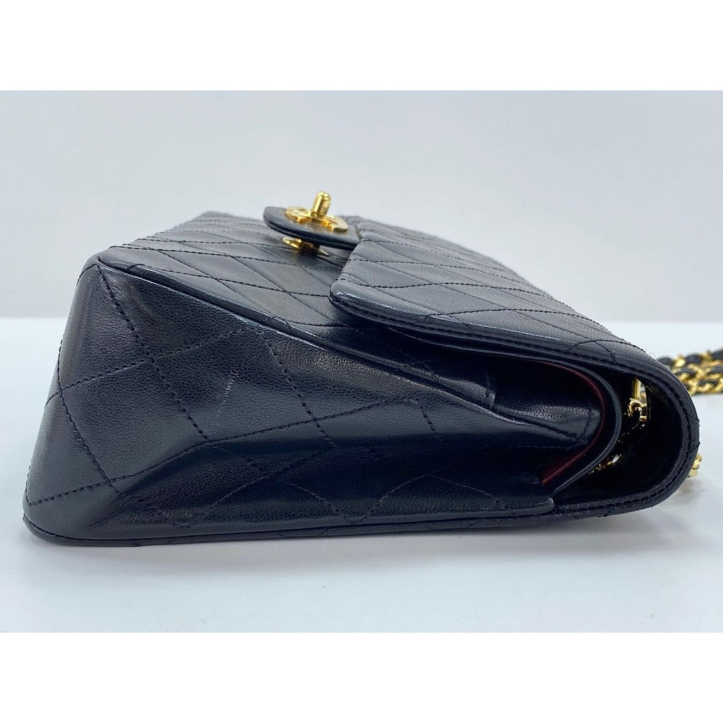 Chanel Shoulder Bag Quilted 25 — view 5