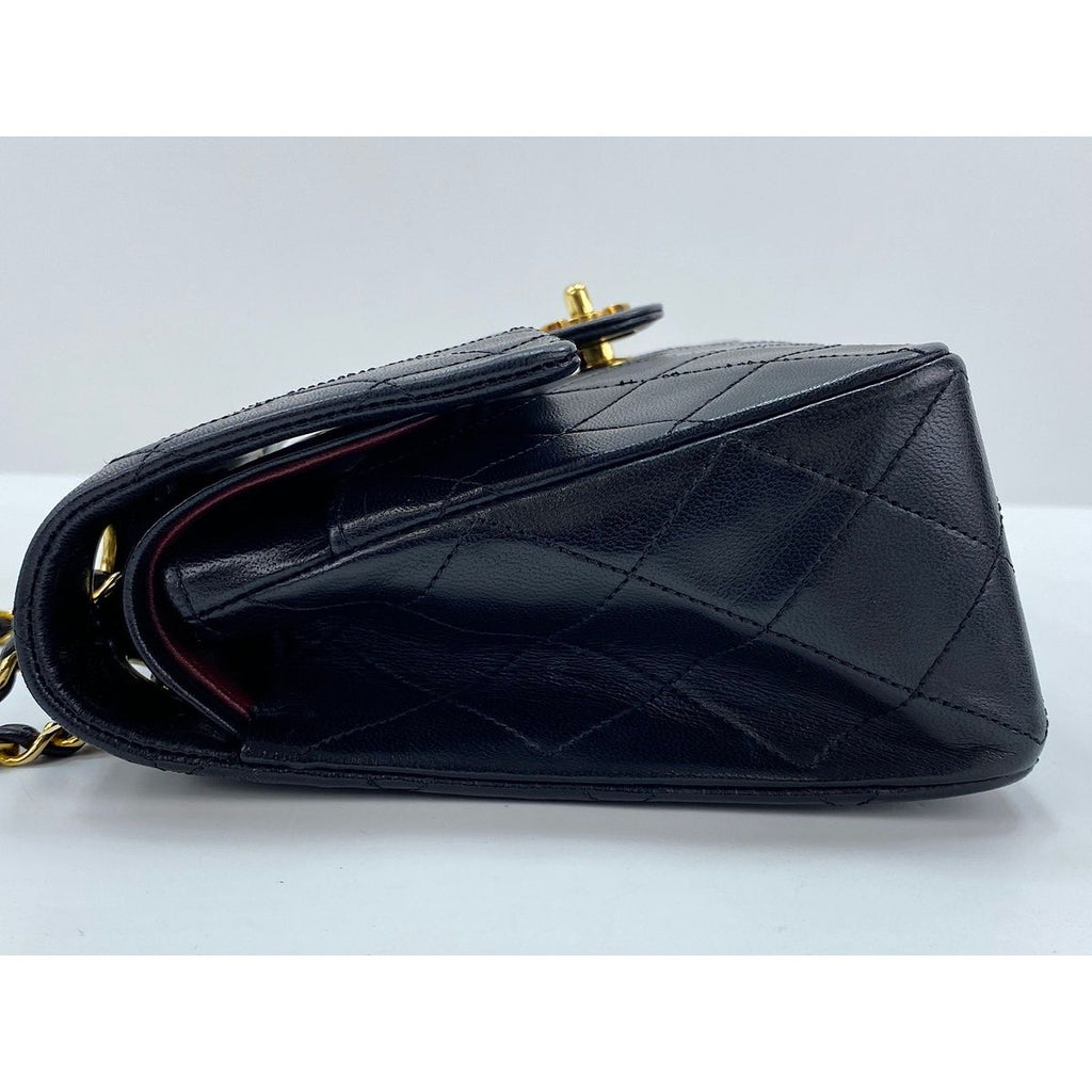 Chanel Shoulder Bag Quilted 25 — view 4