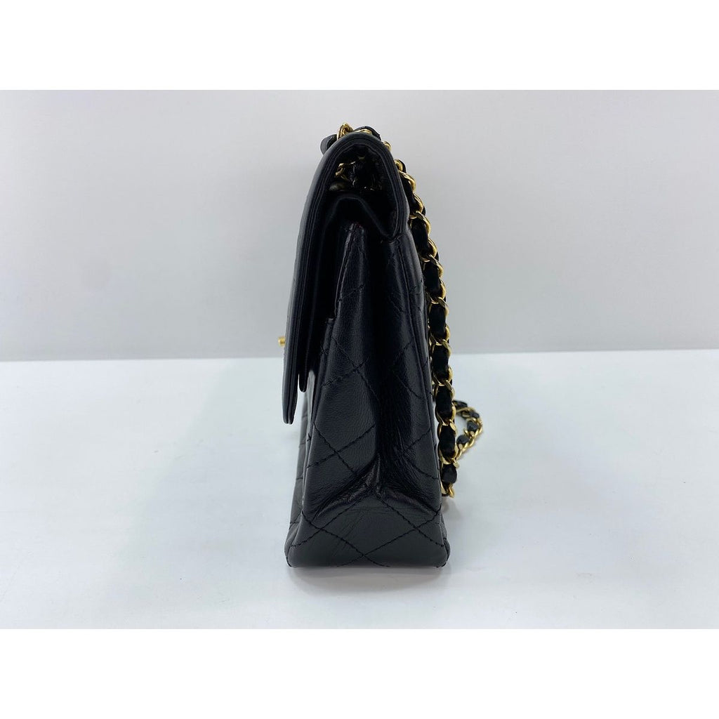Chanel Shoulder Bag Quilted 25 — view 4