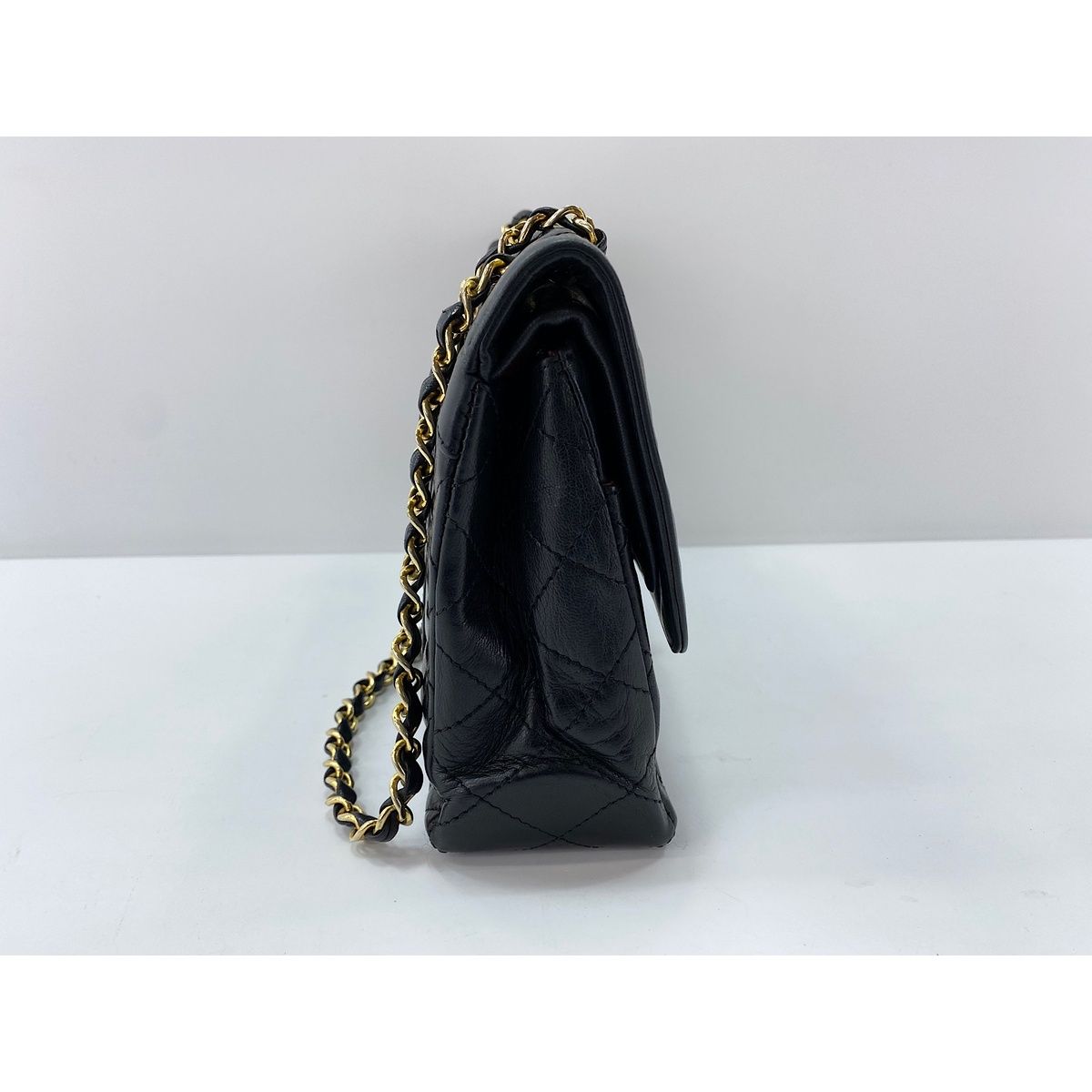 Chanel Shoulder Bag Quilted 25 — view 5