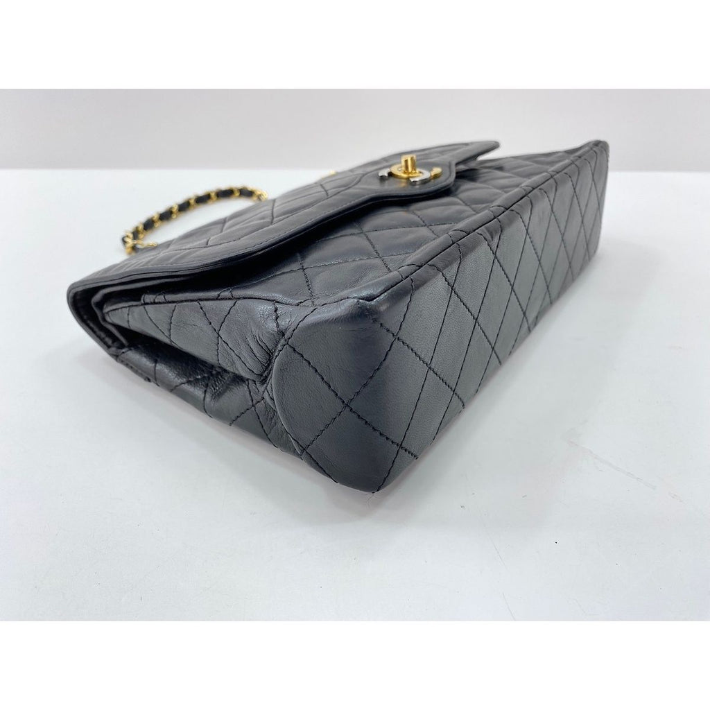Chanel Shoulder Bag Quilted 25 — view 7
