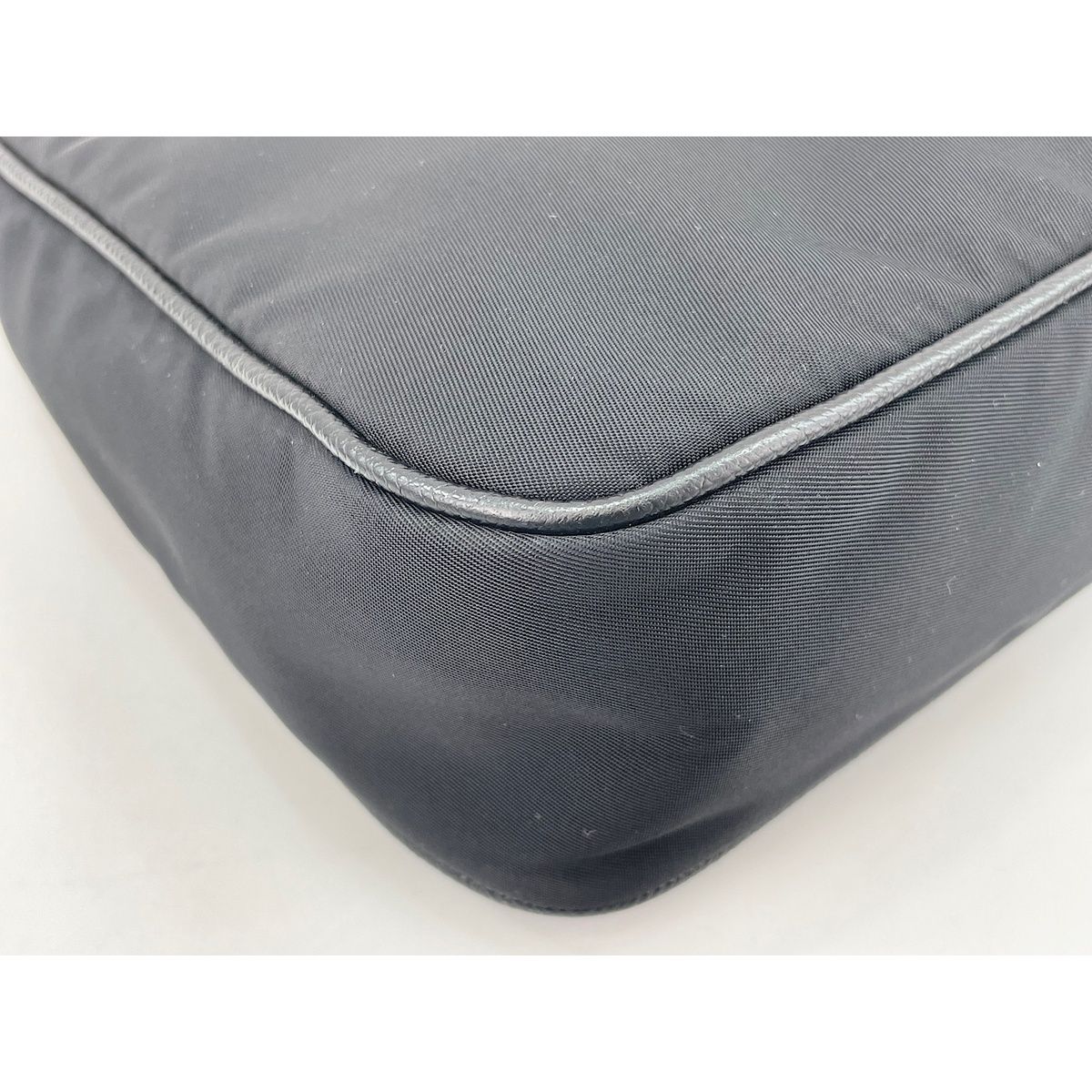 Prada Shoulder Bag Re Edition — view 9