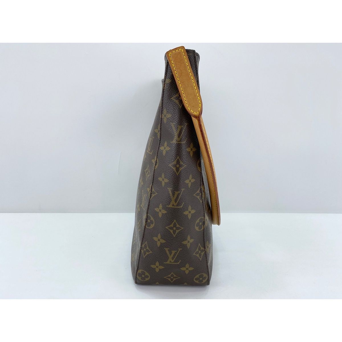 Louis Vuitton Shoulder Bag Looping GM — view 6