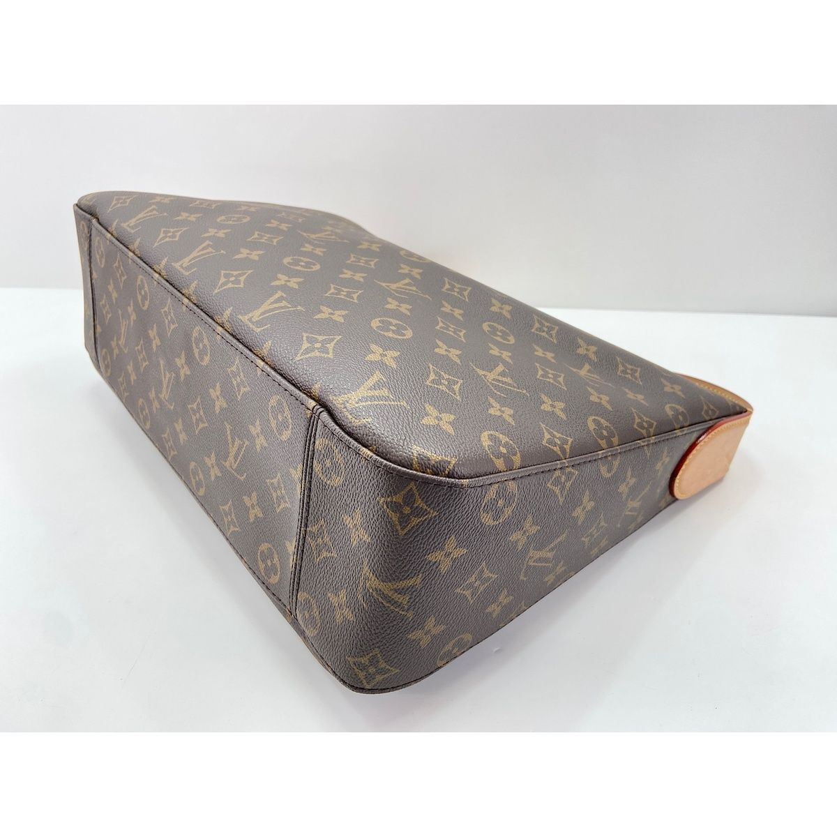 Louis Vuitton Shoulder Bag Slouchy MM — view 9