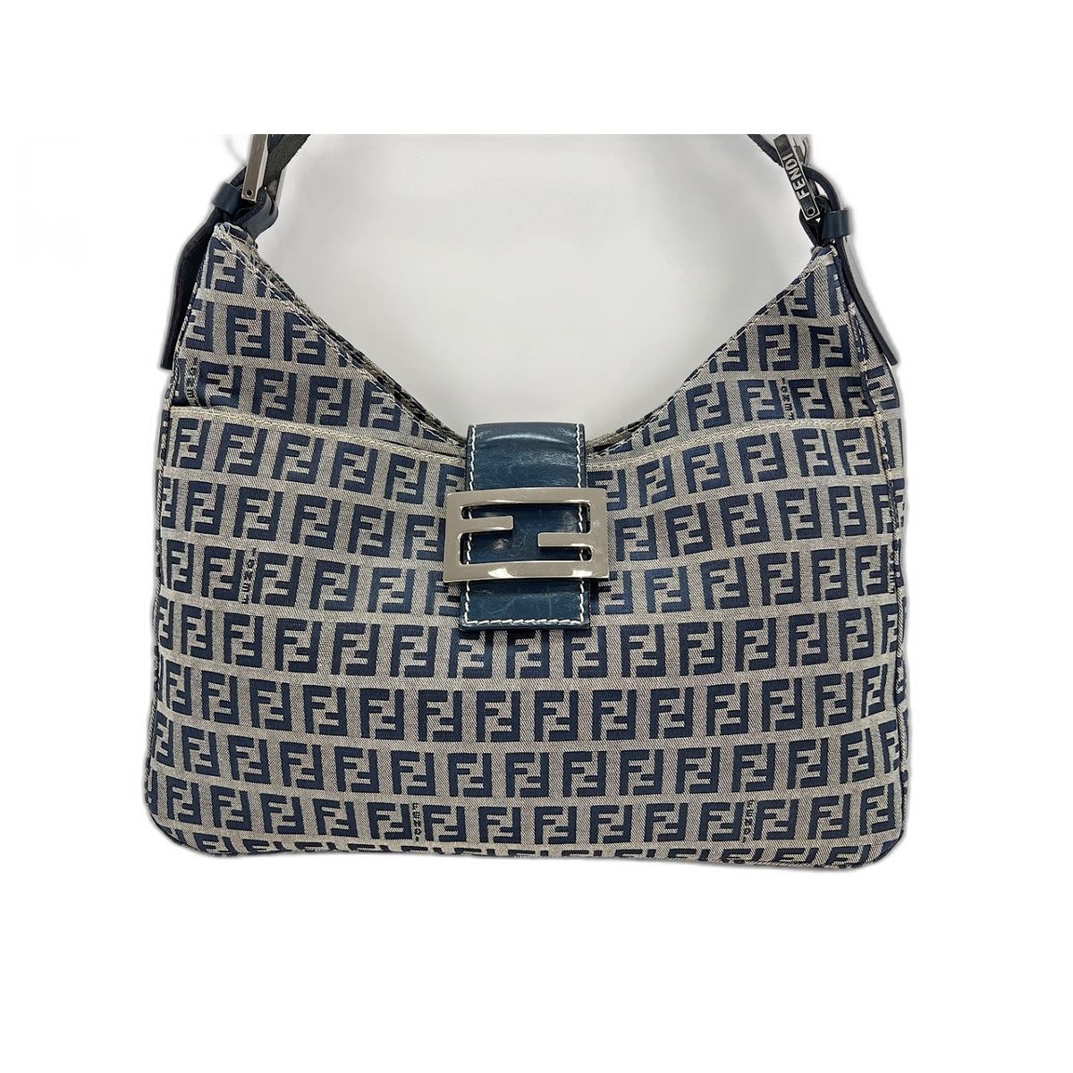 Fendi Shoulder Bag Mamma Bucket — view 2