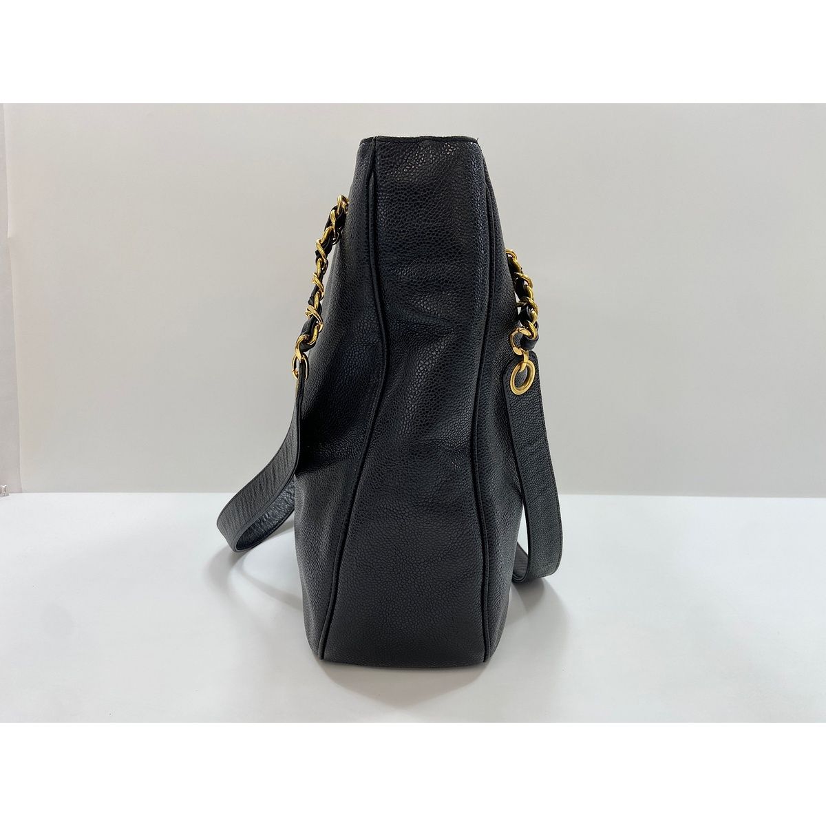 Chanel Shoulder Bag Black — view 4