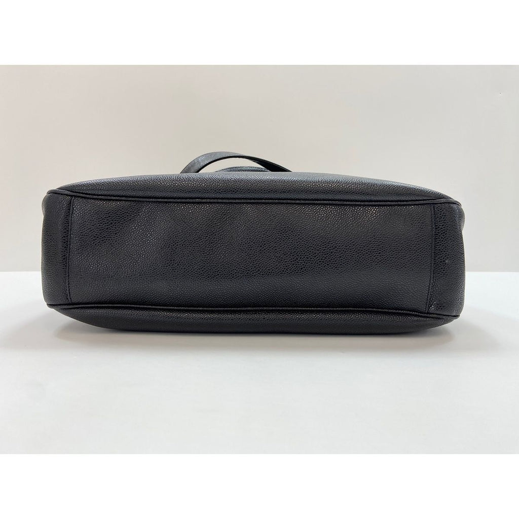 Chanel Shoulder Bag Black — view 6