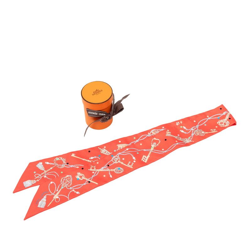 Hermes les Cles a Pois Scarf Pink Silk — view 5