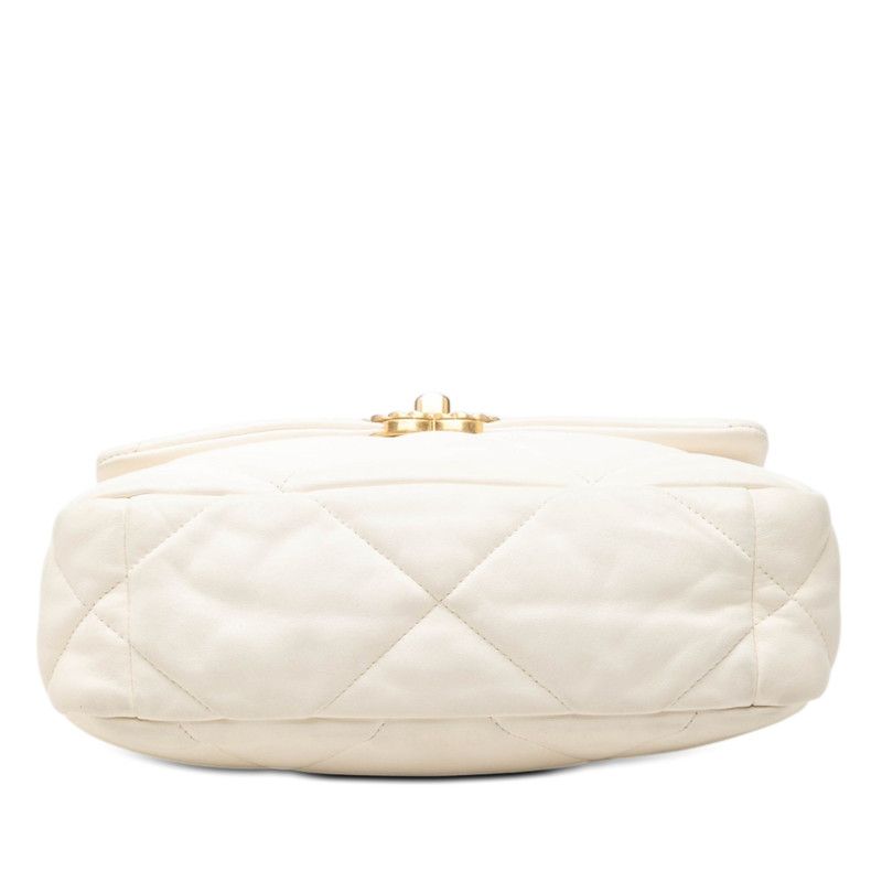 Chanel CC Logo 19 Dizeneuf Quilted Chain Shoulder Bag White Lambskin — view 3