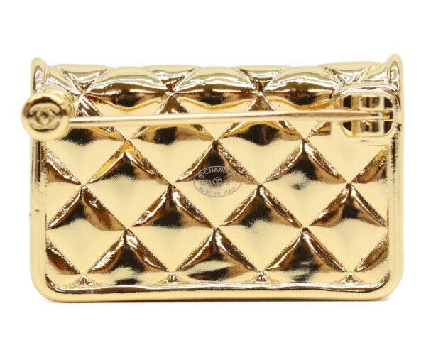 Chanel 23k CC Logo Turnlock Quilted Bag Motif — view 3