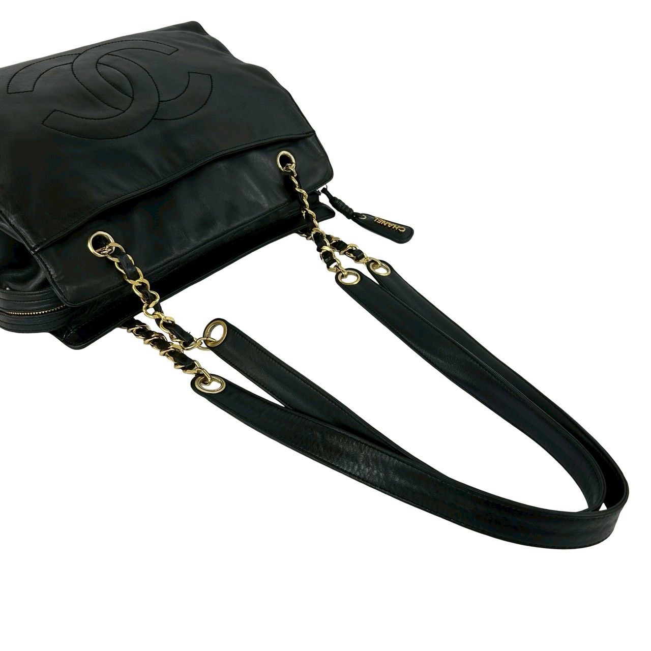 Chanel Vintage CC Logo Lambskin Chain Tote Shoulder Bag Black — view 4