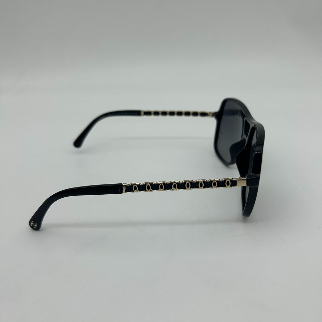 Chanel CC Logo Polarized Sunglasses Black Gray Gradient Eyewear — view 5