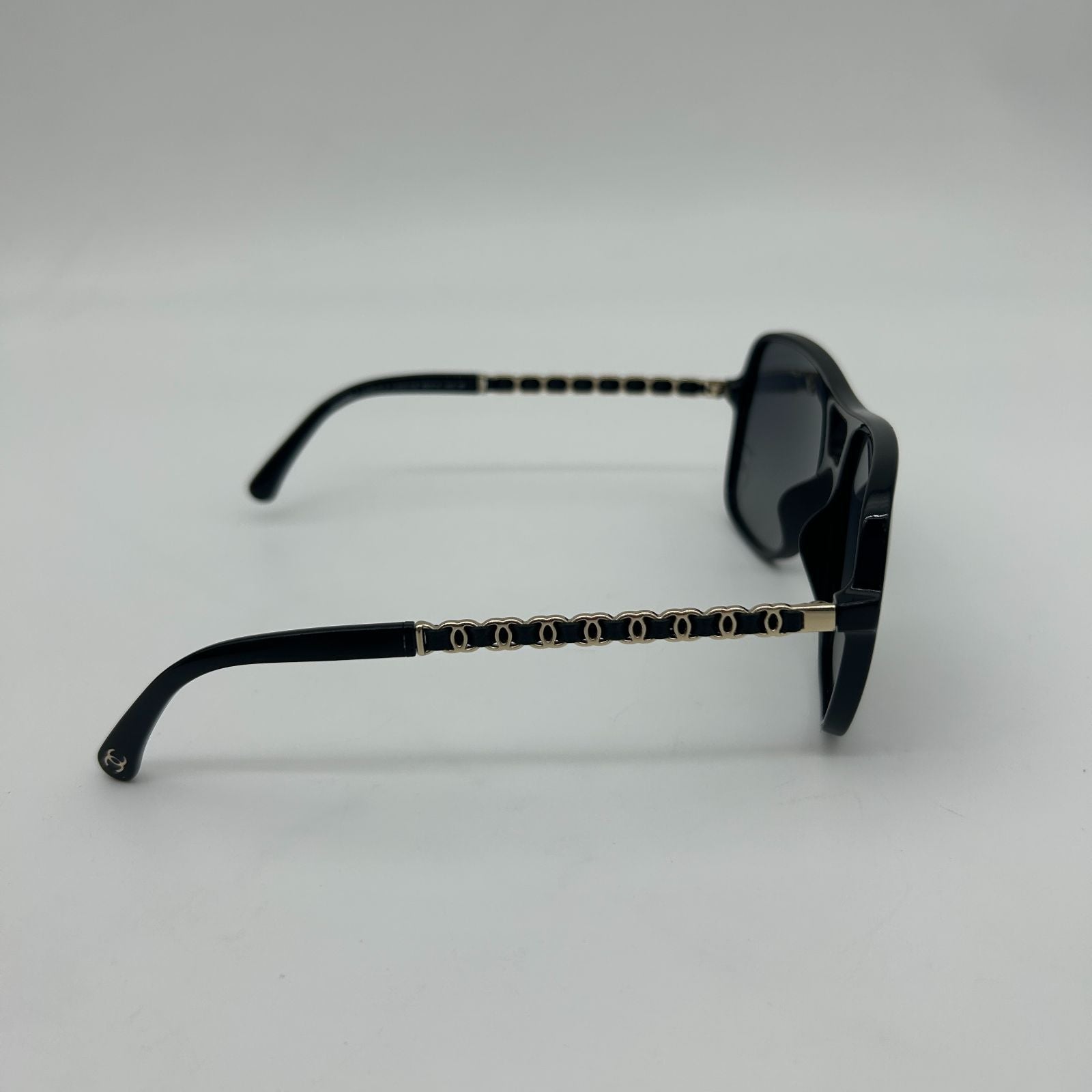 Chanel CC Logo Polarized Sunglasses Black Gray Gradient Eyewear — view 5