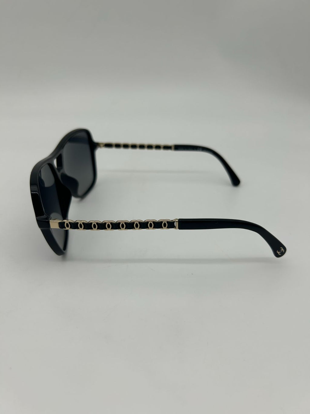 Chanel CC Logo Polarized Sunglasses Black Gray Gradient Eyewear — view 7