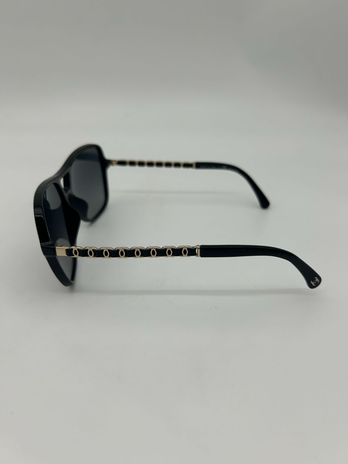 Chanel CC Logo Polarized Sunglasses Black Gray Gradient Eyewear — view 7
