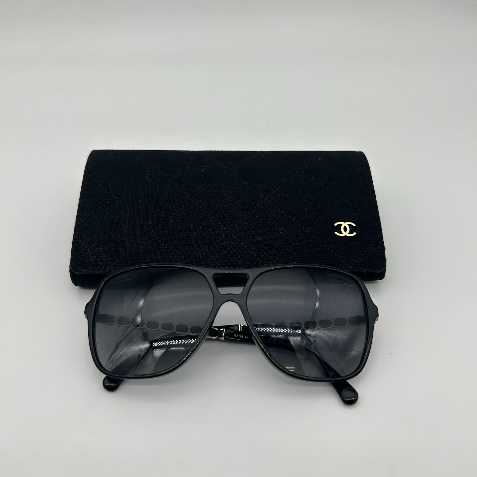 Chanel CC Logo Polarized Sunglasses Black Gray Gradient Eyewear