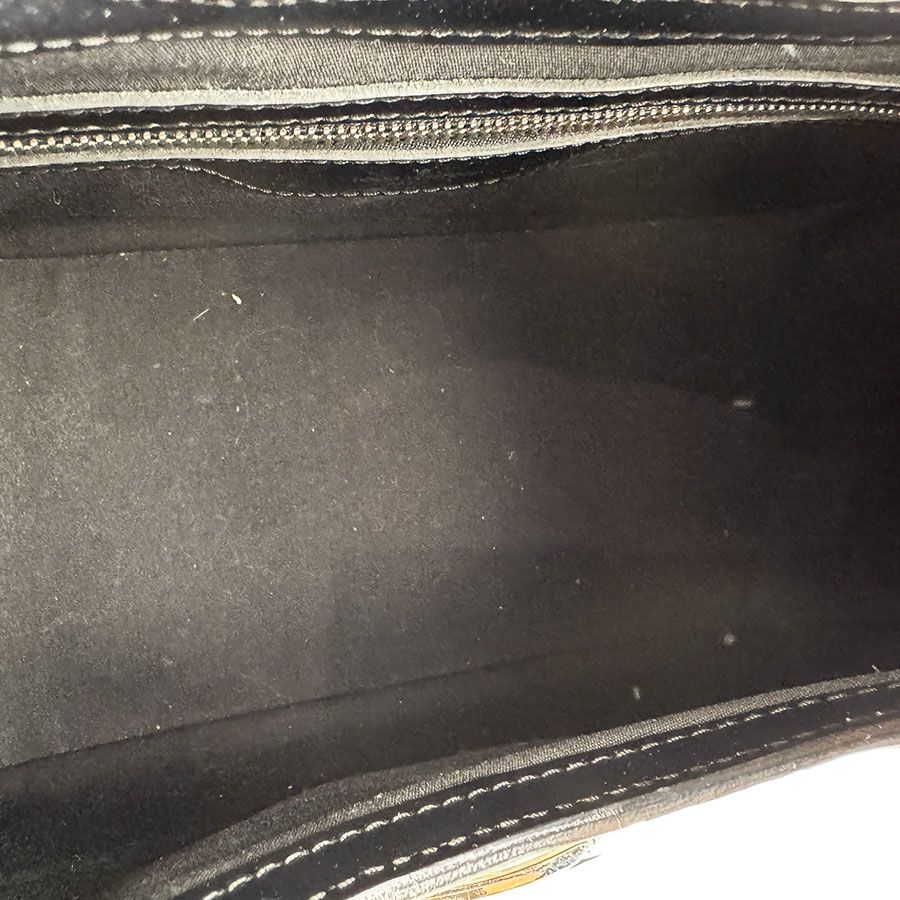 Louis Vuitton Handbag Epi Sac Montaigne — view 5
