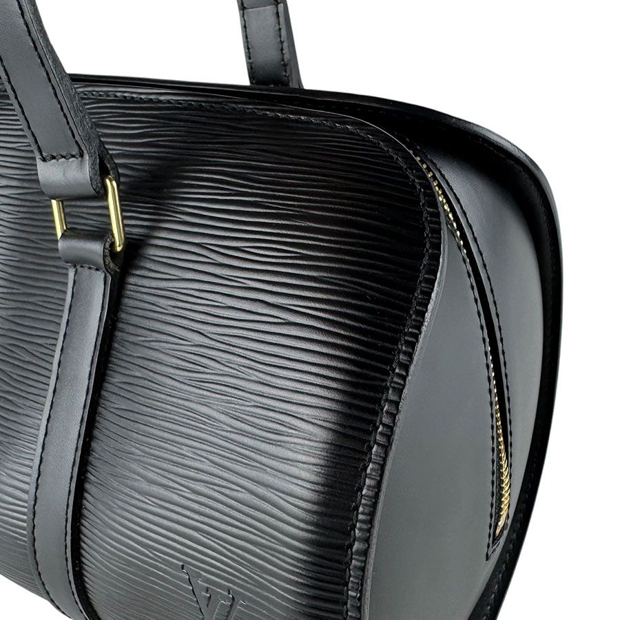 Louis Vuitton Handbag Soufflo — view 7