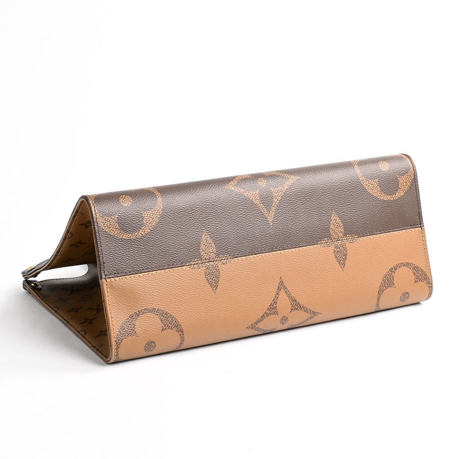 Louis Vuitton Handbag On The Go MM — view 6
