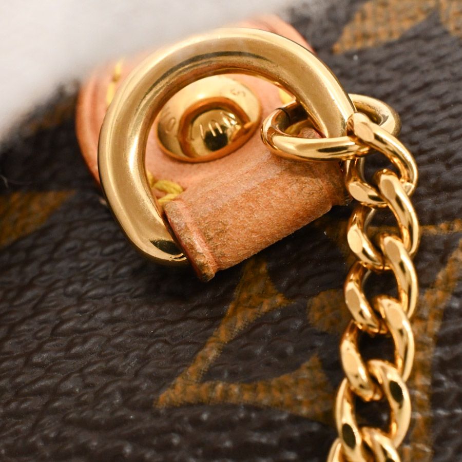 Louis Vuitton Case Etui Telephonne MM Shoulder — view 7