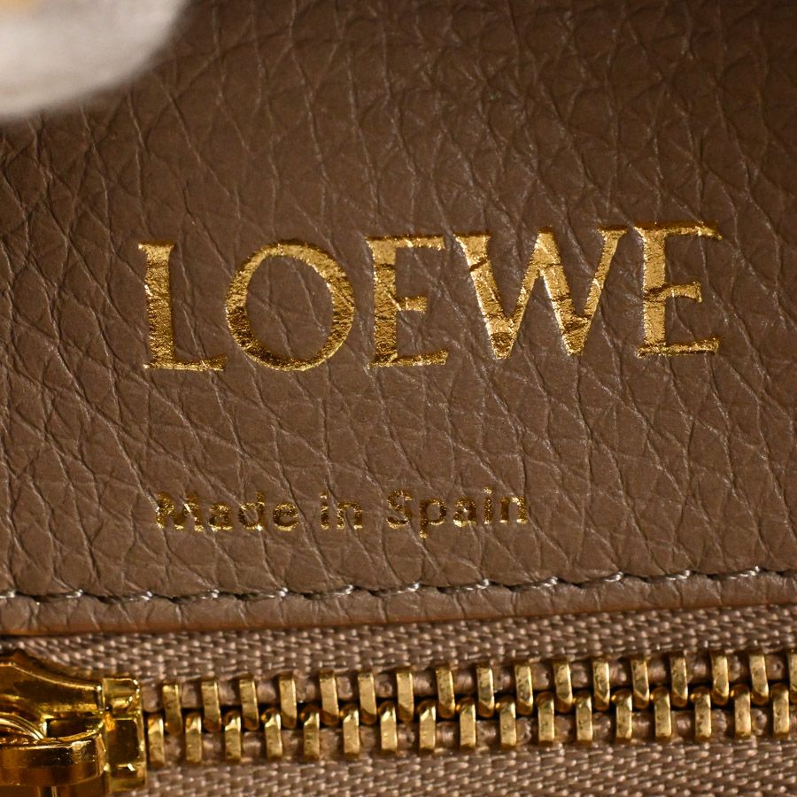 Loewe Handbag Amazona 28 — view 6