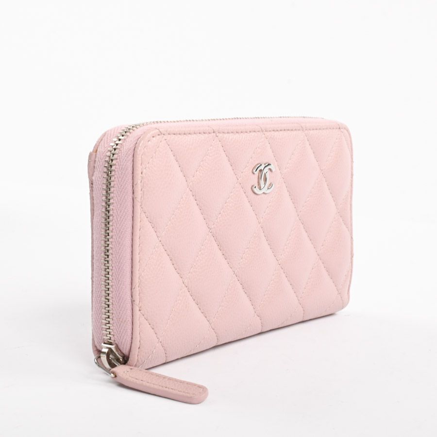 Chanel Compact Wallet Classic Small — view 2