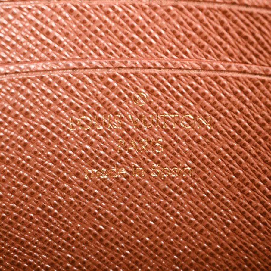 Louis Vuitton Shoulder Bag Wallet on Chain — view 6