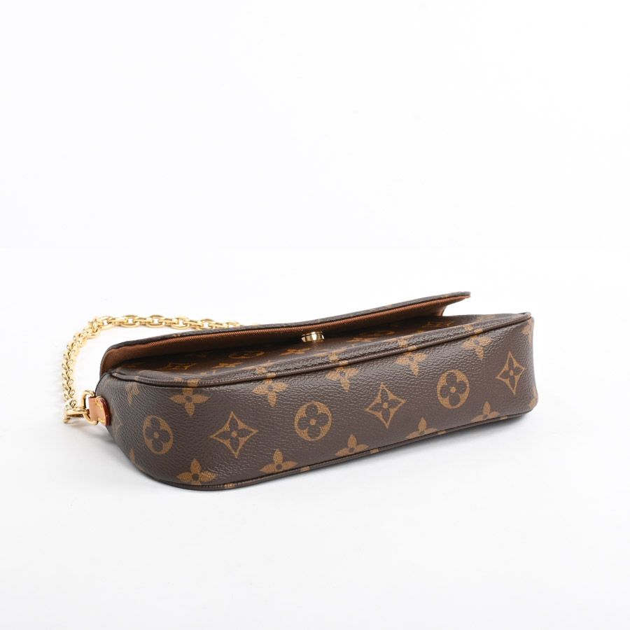 Louis Vuitton Shoulder Bag Wallet on Chain — view 5