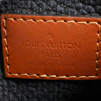 Louis Vuitton Shoulder Bag Christopher Wearable — view 6