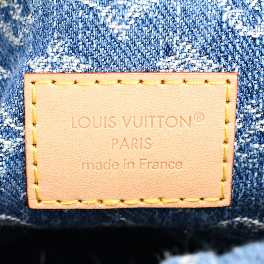 Louis Vuitton Shoulder Bag Nano — view 6