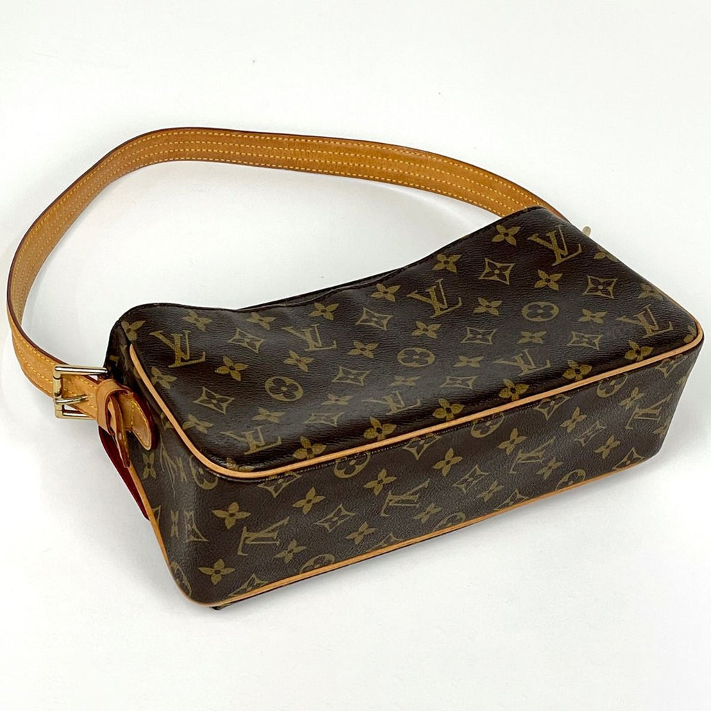 Louis Vuitton Viva-Cite MM Shoulder Bag Monogram Brown — view 2