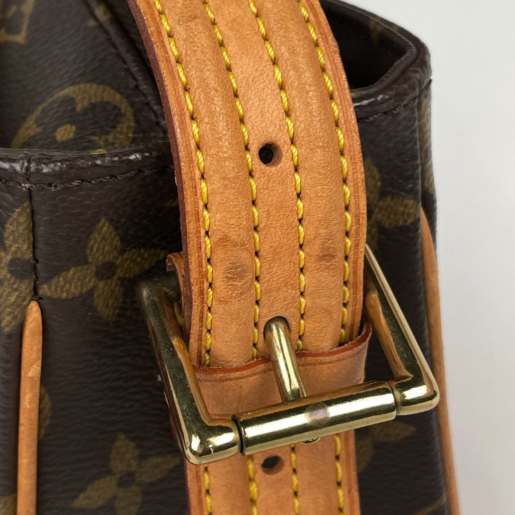 Louis Vuitton Viva-Cite MM Shoulder Bag Monogram Brown — view 6