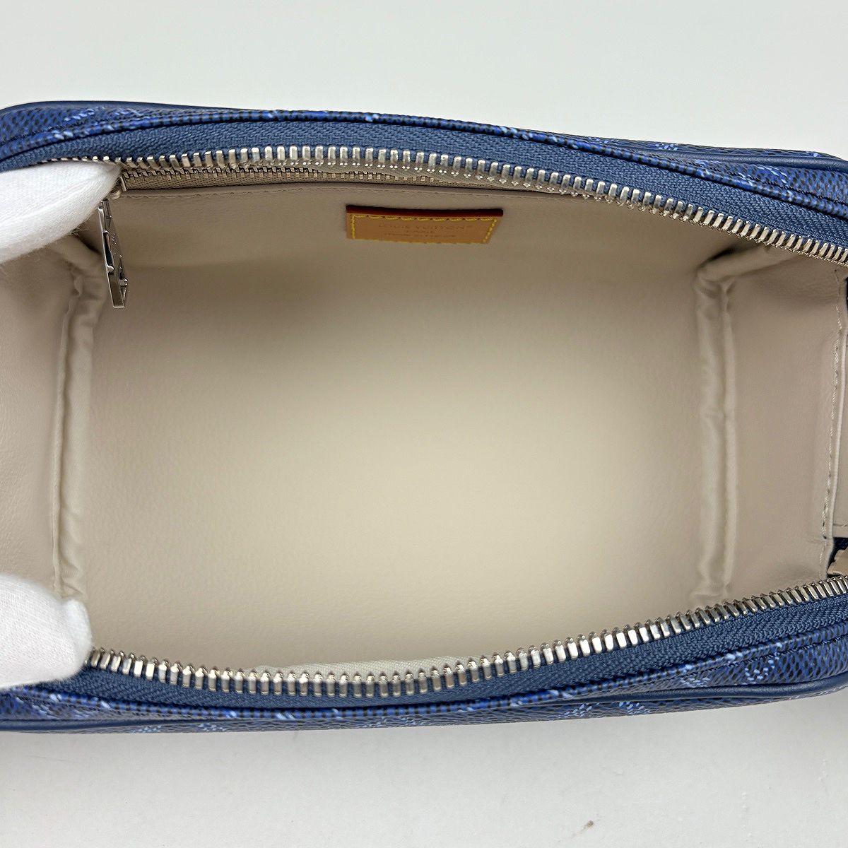 Louis Vuitton Mini Dopp Kit Monogram Heritage Leather Chien Blue Handbag — view 6