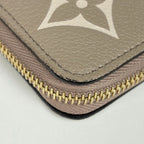 Louis Vuitton Zippy Wallet Zip Around Monogram Giant Tourterelle Cream — view 3