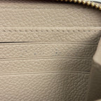 Louis Vuitton Zippy Wallet Zip Around Monogram Giant Tourterelle Cream — view 5