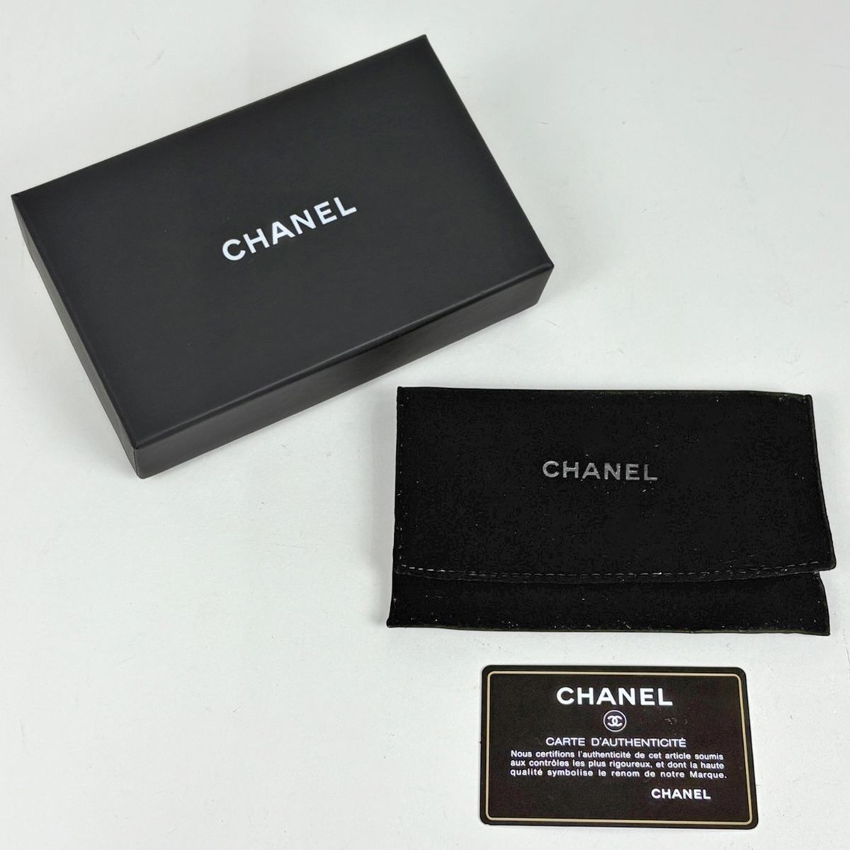 Chanel CC Logo Coin Case Card Caviar Leather Black — view 7